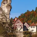 Ferienoase Am Schwuerbitzer Dom