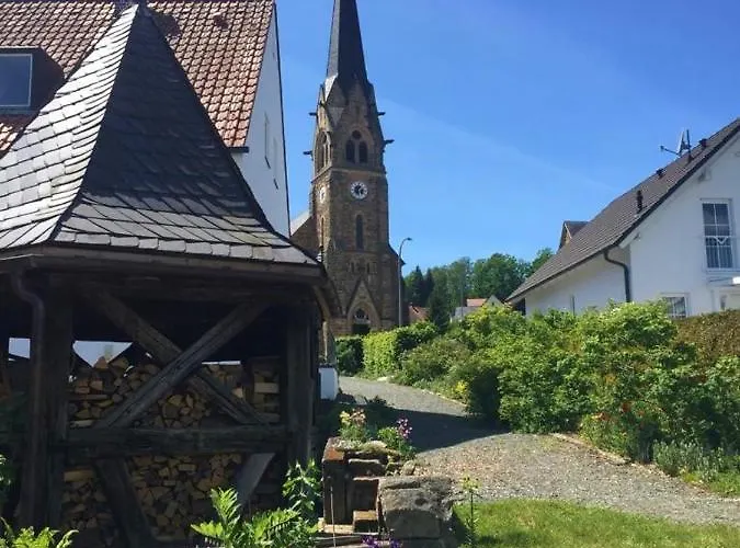 Ferienoase Am Schwuerbitzer Dom Λίχτενφελς